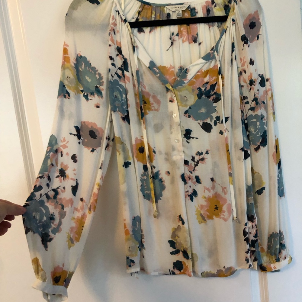 LUCKY BRAND Off White Flowy Bohemian button up blouse with a floral pattern - Picture 6 of 8